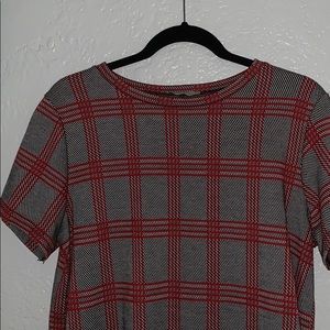 ZARA Plaid short sleeve fancy feather dress.